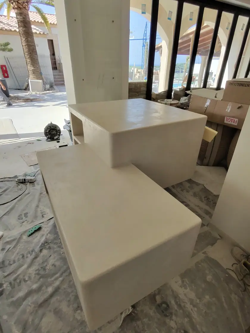Mueble escalonado de micromortero